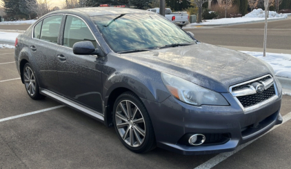 2014 Subaru Legacy - AWD!