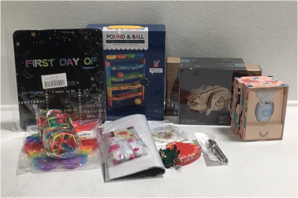 (1) Pound and Ball Children&rsquo;s Game (2) MV06 Chameleon Puzzle (2) Smart Sonic Toothbrush for Children (2) Various Packs of Pop-its