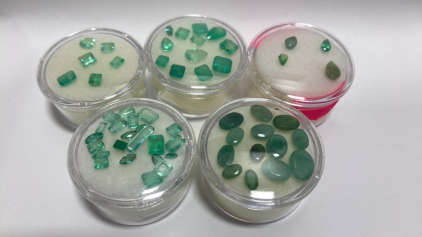 Beautiful Emerald Gems Various Cuts. Perfect For Jewelry Making Or Collecting