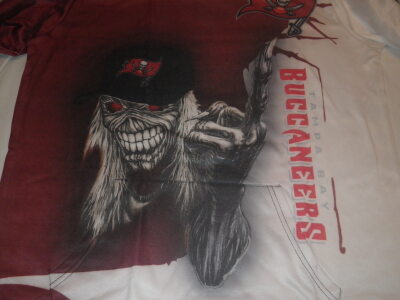 New NFL Buccaneers Hooded Sweatshirt, Sz XL