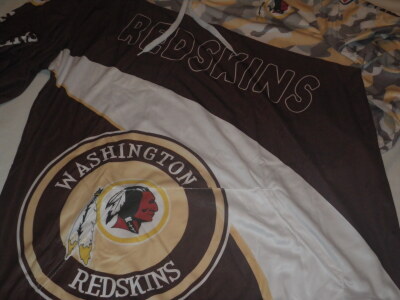 New NFL Redskins Hooded Long Sleeve, Sz XL