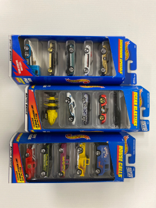 (3) Hotwheels Gift Packs