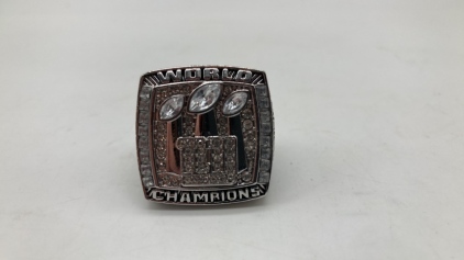 Manning Super Bowl Worl Chamion Replica Ring