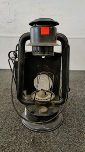 Ray Oil Lantern