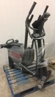 (1) Pro Form Elliptical