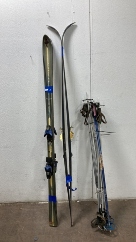 (2) Skis-(5) Pairs of Ski Poles