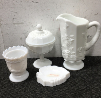 Milk Glass set