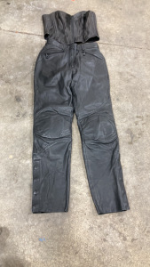 (1) Pair Harley Davidson FXRG Size 6 Womens Leather Riding Pants, (1) Leather Womens Corset