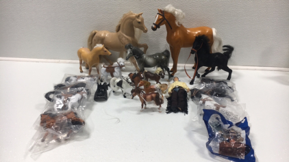 (18) Toy Horses, Cowboy, McDonalds Toy