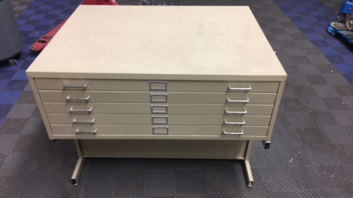 4 Drawer File Cabnet