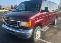 2006 Ford E-350 - 11 Passenger - Runs Well!