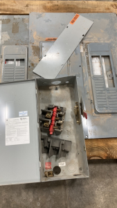 Breaker Box With Saft Switch And Box Panels