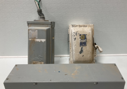 Circuit Breaker Boxes With Safety Switch