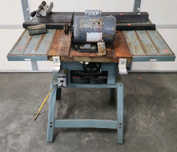 Table Saw w/ Stand & Motor