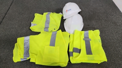 3 Reflective Vests & 2 Hard Hats