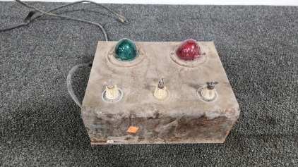 Vintage Power Box W/ Red & Green Lights