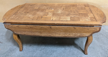 42x32 Drop-Leaf Coffee Table