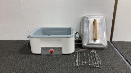 Vintage electric turkey cooker