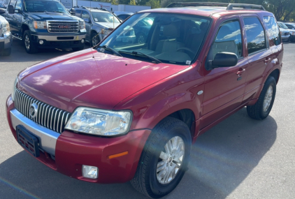 2005 Mercury Mariner - 4x4!