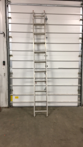 Werner Aluminum Safe-T-Master 20’ Extension Ladder