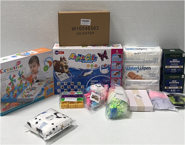 (1) Magic Gelz Mold Kit (1) 6-pack Water Wipes (1) Dollhouse Furniture (1) Swimming Pool Ball (1) Creative Disassembly Toy (1) Baby Car Seat Cover