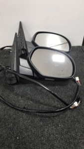 (2) Chevy/GM Side View Mirrors