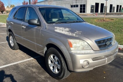 2005 Kia Sorento - Bluetooth!