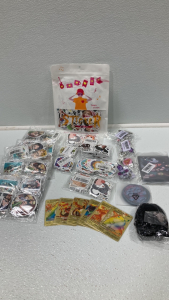 Various Stickers, Pok&eacute;mon Cards, Anime Wallet, Retractable Keychains, Healing Crystals SP3