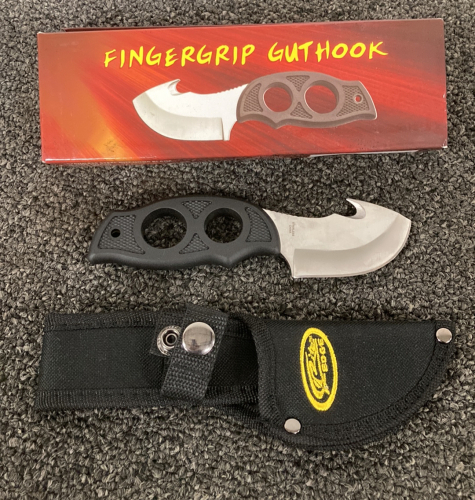 Fingergrip Guthook Knife