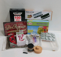 Quart Size Storage Bags, Pizza Cutter, Zip Slicer, Clever Cutter And Other Kitchen Gagets SP16