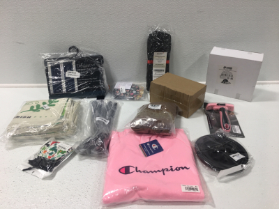 Curtains , Table Cover, Pilliow Cases, Pet Bowl, Pet Brush, Garden Set, Book Stand , Masks, Reuasble Straws, Spatchula Set, Pink Sweater Size XL SP6