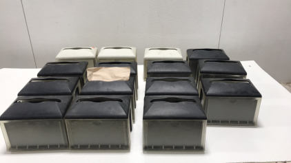 (15) Tork Napkin Dispensers