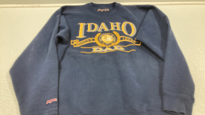 U of Idaho &ldquo;Dad&rdquo; Crew Neck Sweatshirt - Size Med
