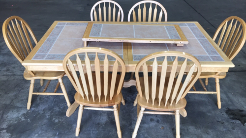 Dining Table with Leaf (8) Chairs