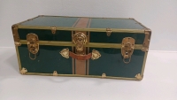 Green And Gold Trunk