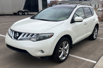 2009 Nissan Murano - AWD!