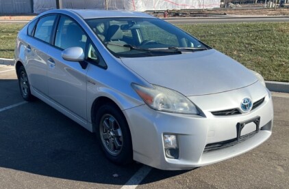 2010 Toyota Prius - Hybrid!