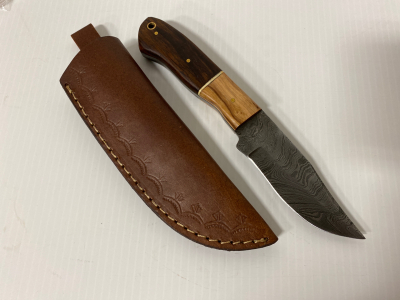 Demascus Knife with Sheath