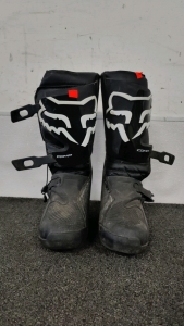 Size M Fox Riding Boots