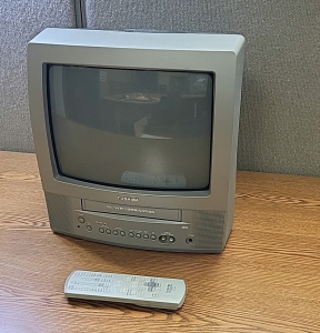 Toshiba 13" TV/VCR Combo