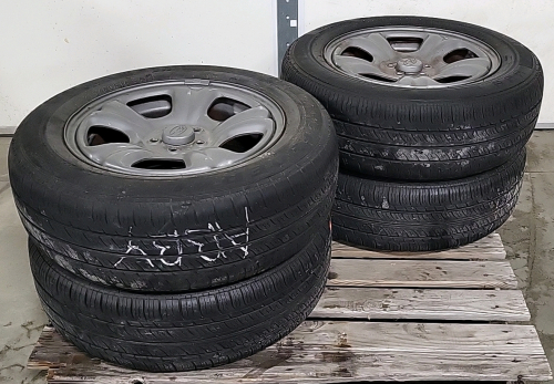 (4) Federal Tires on Subaru Wheels