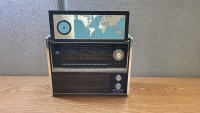 International Pathfinder 8000 Solid State Radio