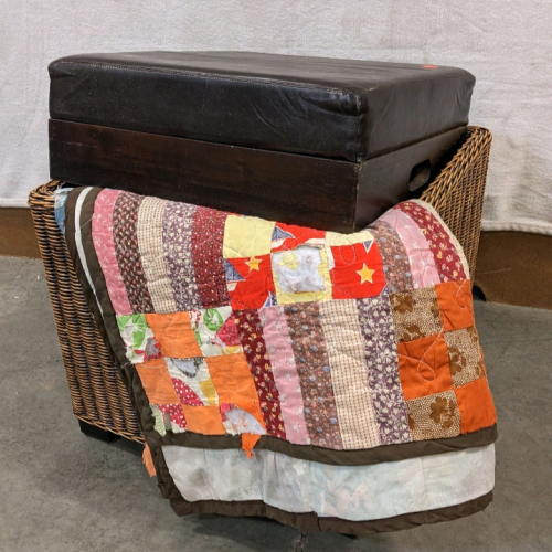 Storage Ottoman w/Quilted Throw Blanket