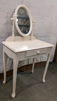 28x16 Vanity Table w/Mirror