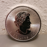 "Canada Elizabeth II 5 Dollars 2015" 9999 Fine Silver Round - Verified Authentic