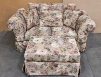 6' Love Seat & 2'x3' Ottoman