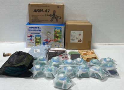 (1) AKM-47 Paintball Gun (1) Sport Super Shot Launcher (1) Trampoline Sprinkler (1) Triangle Ruler (1) Glass Cutting Blade (1) Solar Bird Feeder (1) GEO Fertilizer (1) Lighter (13) Collapsible Water Bottle