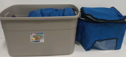 (4) Sterno Blue 15”x15” x14” Insulated Milk Crate/Food Delivery Bags (1) Sterilite 30-Gallon Tote