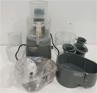 Cuisinart Waring Commercial 2.5 Qt. Professional Food Processor With Lots Of Accessories