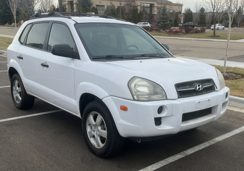 2006 Hyundai Tucson - 4x4!